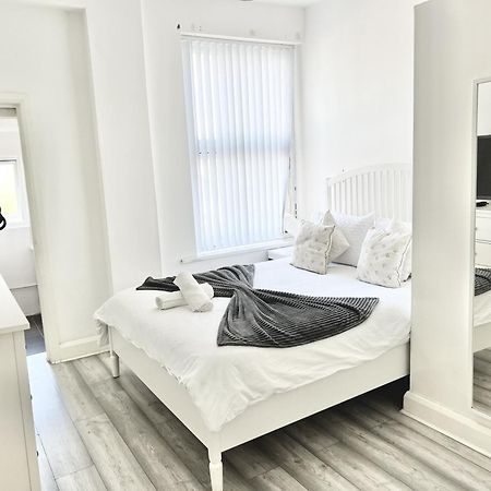 Apartament Next Westfield Mall ロンドン エクステリア 写真